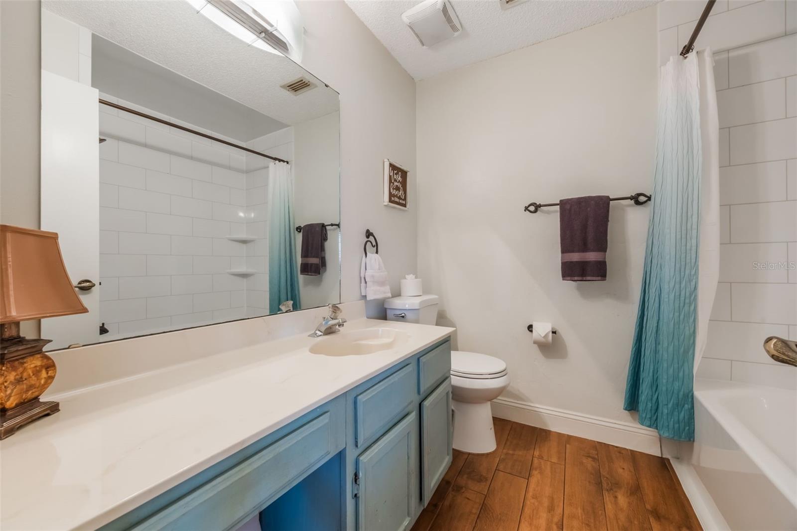 Image 36 of 95 For 364 Westwind Court
