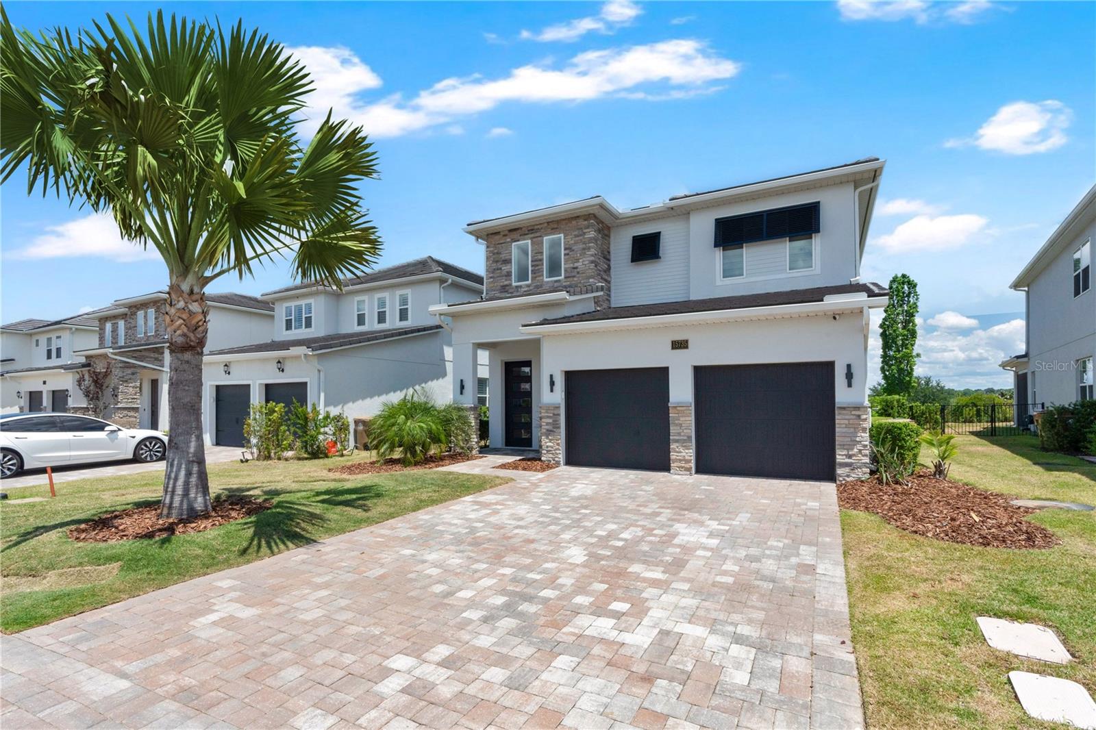 Image 2 of 97 For 15735 Vetta Drive