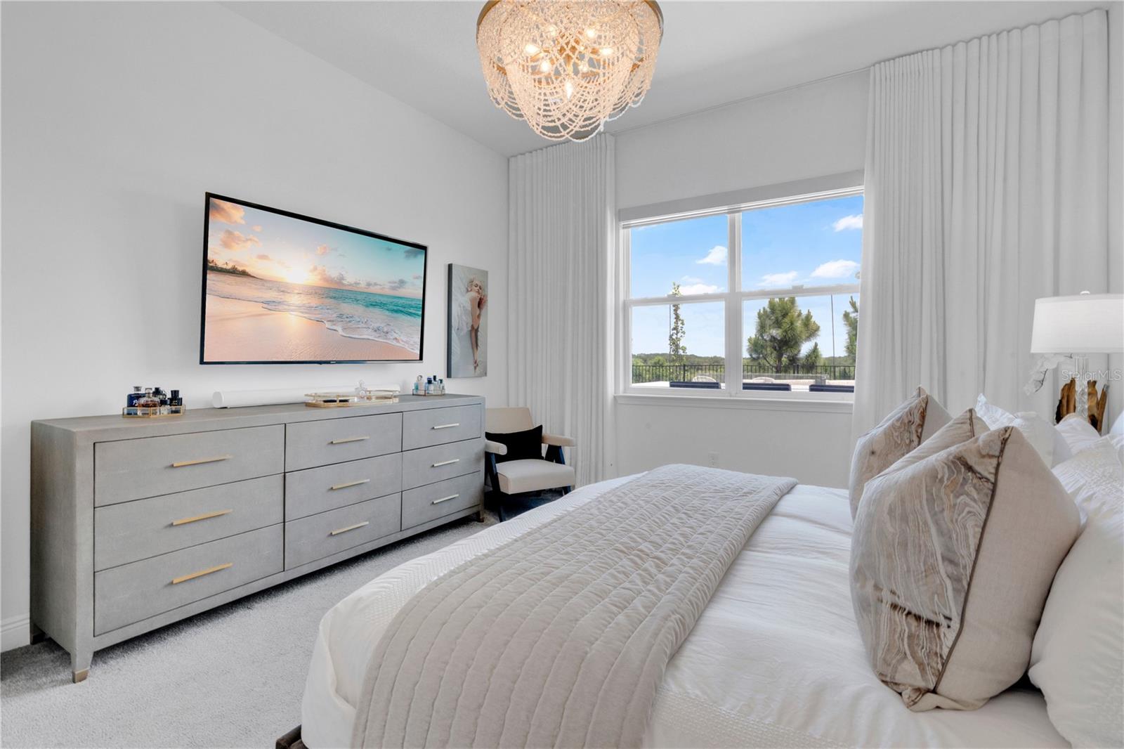 Image 36 of 97 For 15735 Vetta Drive