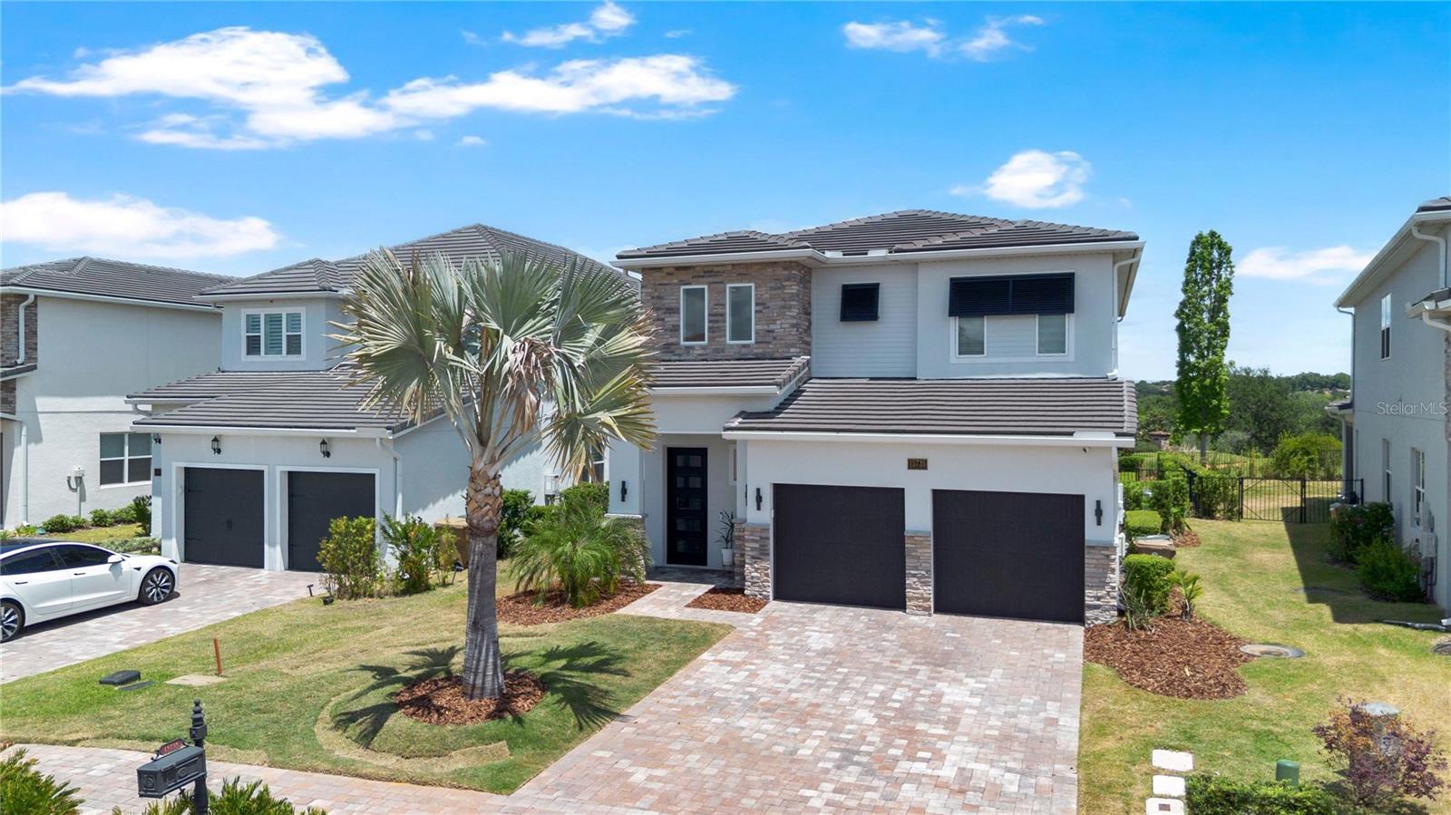 Image 71 of 97 For 15735 Vetta Drive