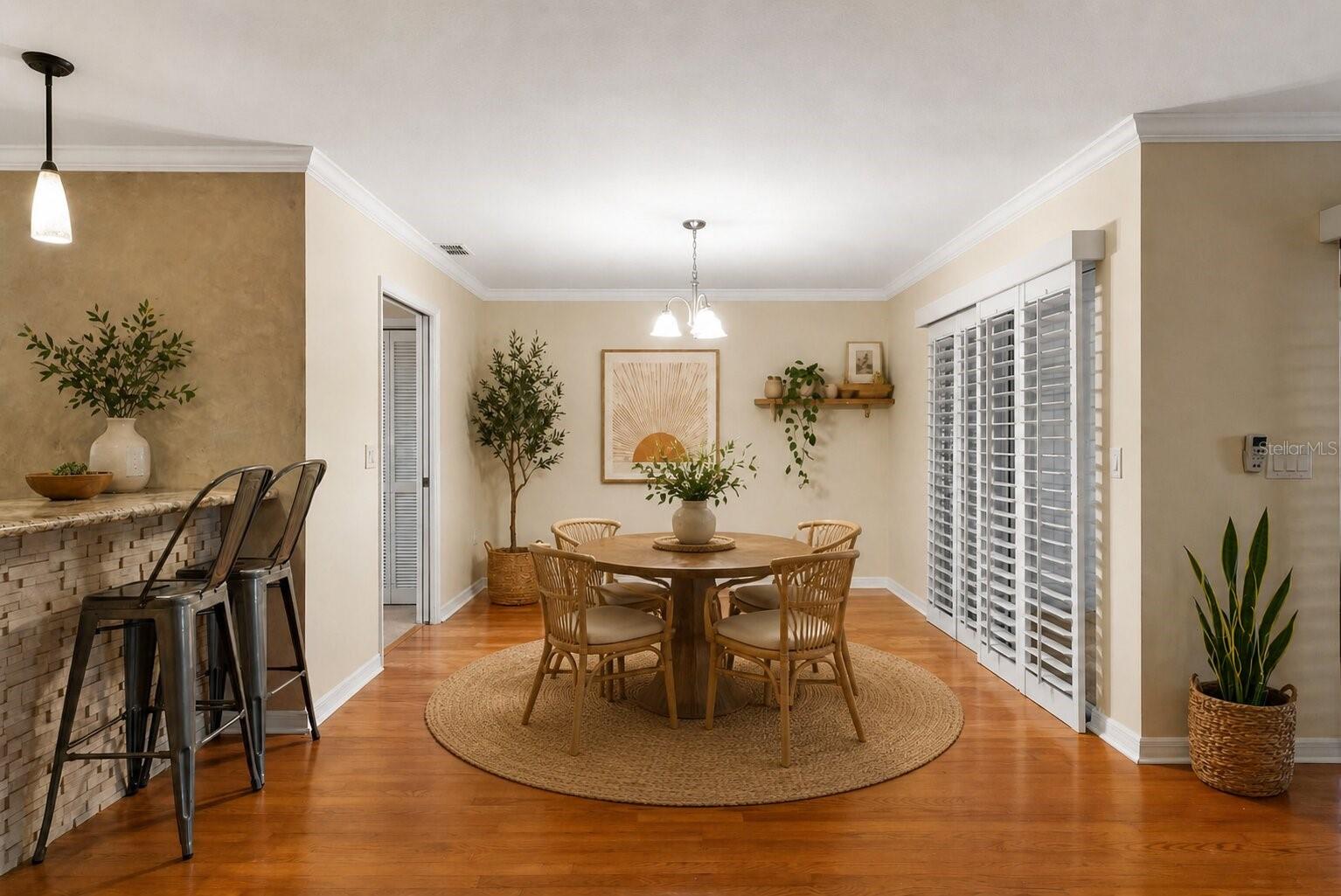 Image 22 of 61 For 618 Maple Oak Circle 108