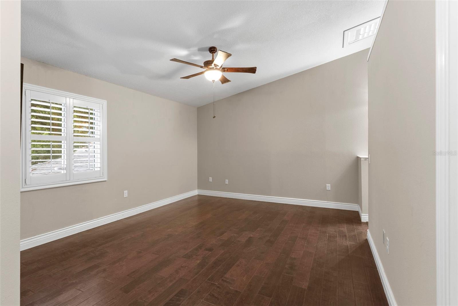 Image 28 of 61 For 618 Maple Oak Circle 108