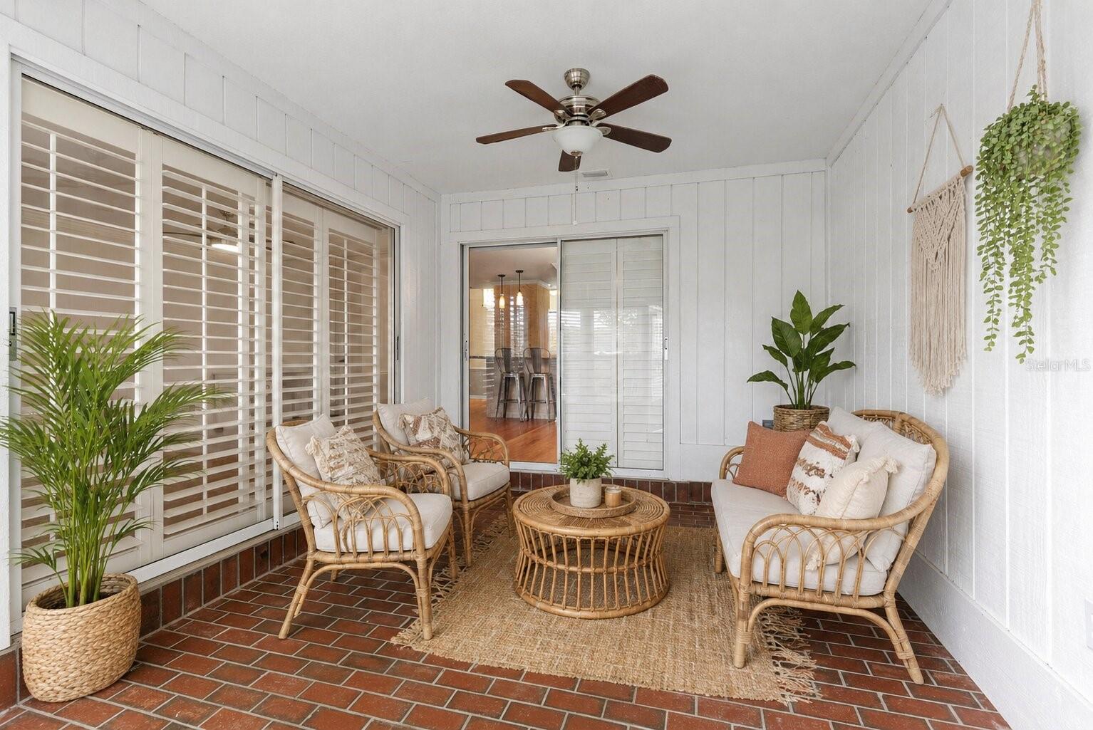 Image 39 of 61 For 618 Maple Oak Circle 108