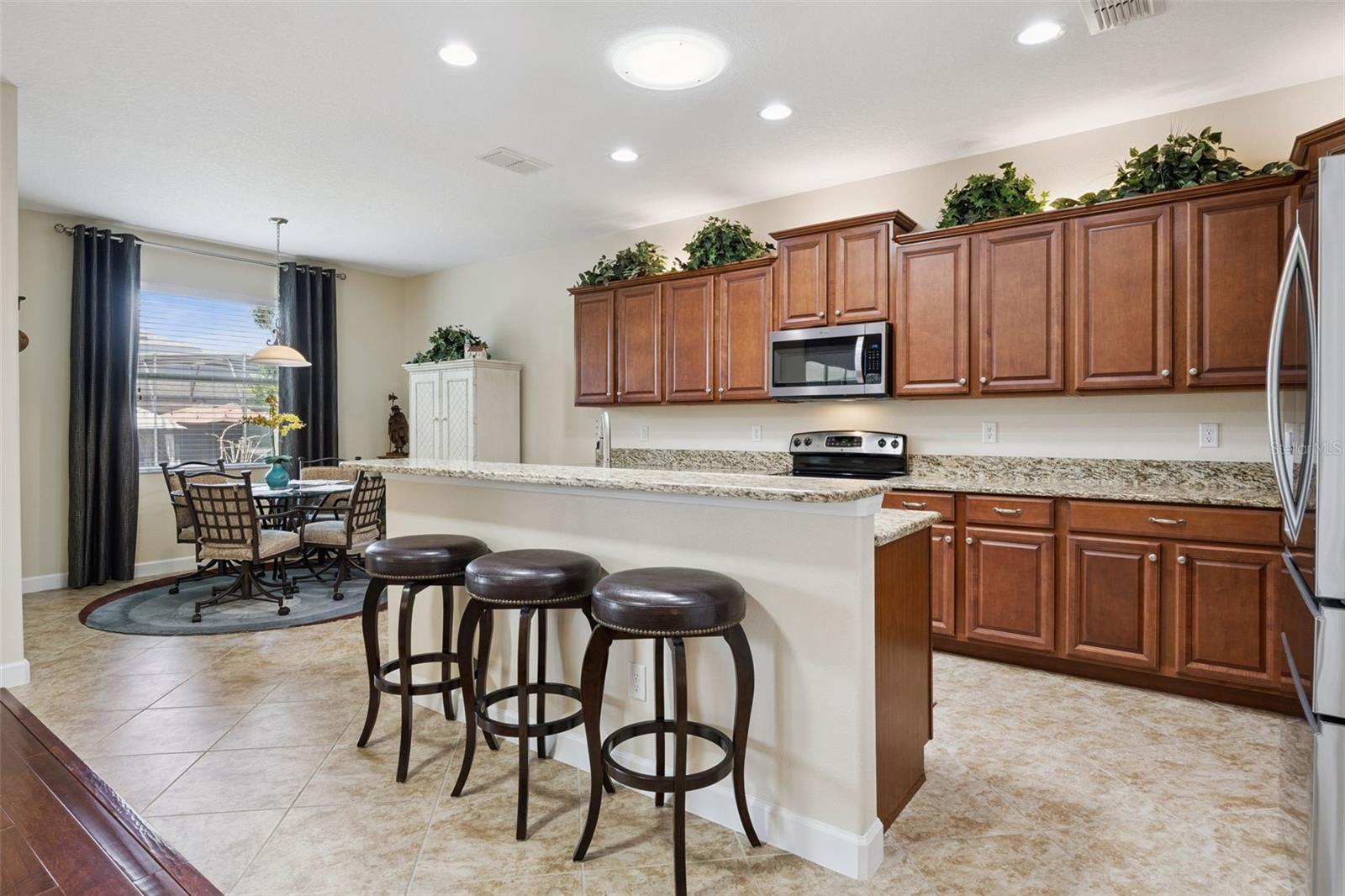 Image 14 of 47 For 2892 Sandy Cay Street