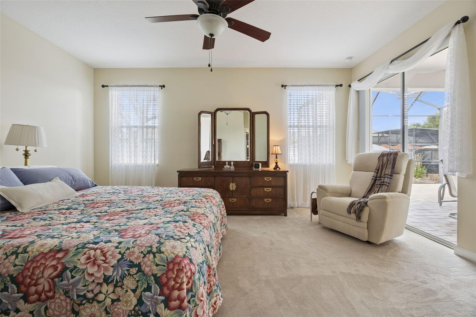Image 18 of 47 For 2892 Sandy Cay Street