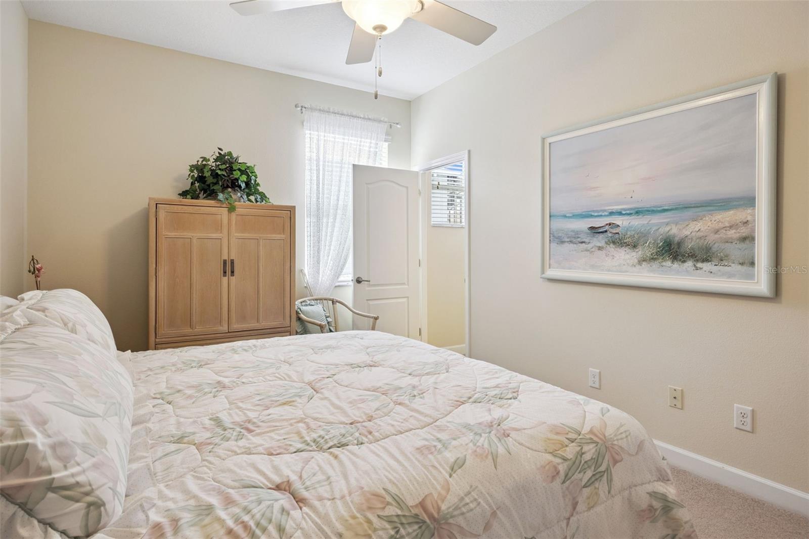 Image 23 of 47 For 2892 Sandy Cay Street