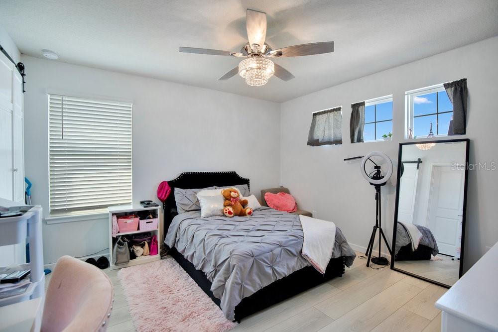 Image 22 of 40 For 1457 Grand Palm Drive