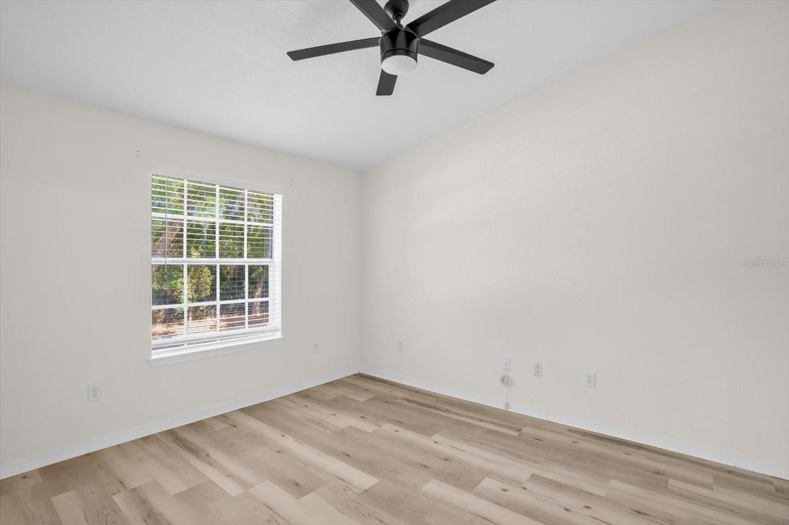 Image 14 of 28 For 845 Grand Regency Point 203