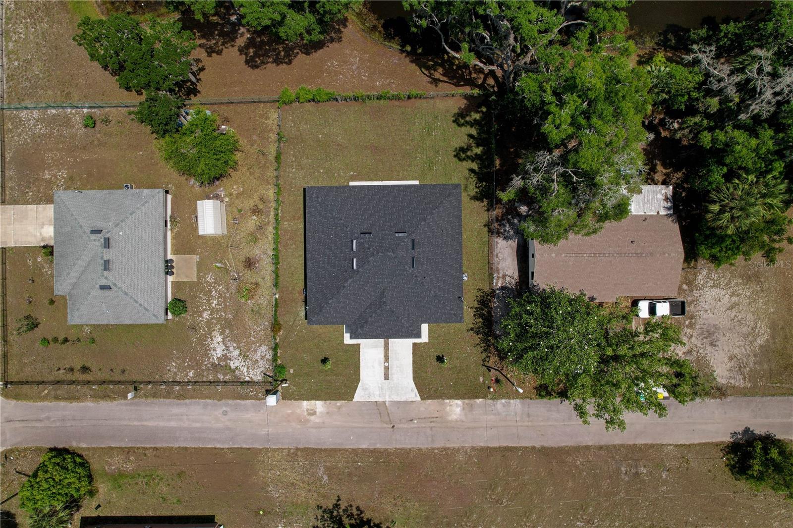 Image 18 of 19 For 525-526 Pine Lane