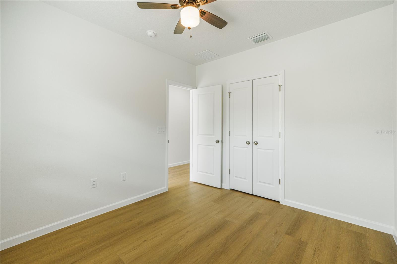 Image 6 of 19 For 525-526 Pine Lane