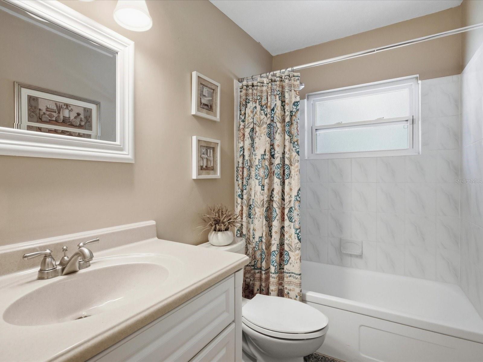 Image 18 of 30 For 616 Fitzwalter Drive