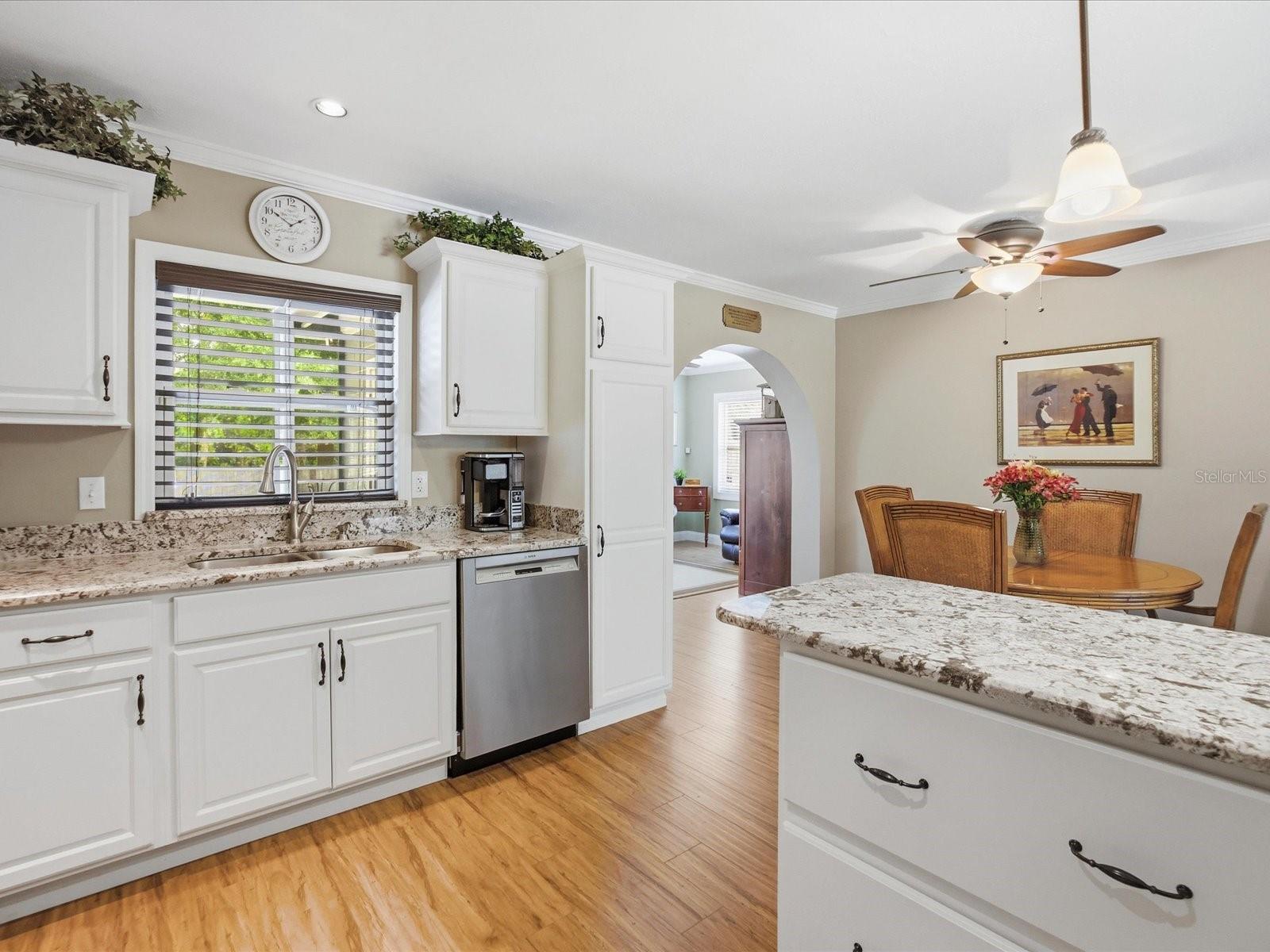 Image 6 of 30 For 616 Fitzwalter Drive