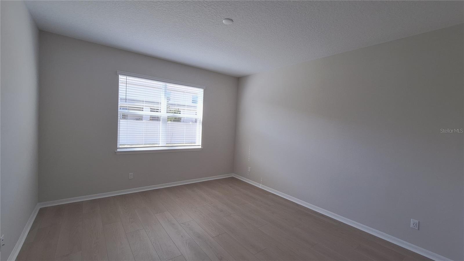 Image 13 of 27 For 2084 Branched Oak Road