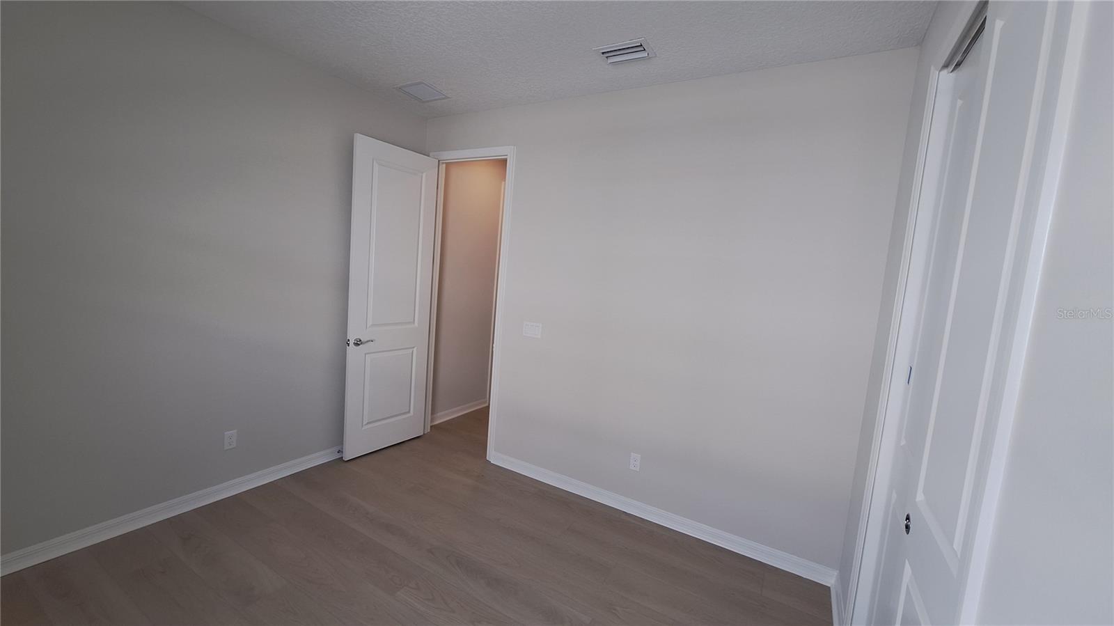 Image 21 of 27 For 2084 Branched Oak Road