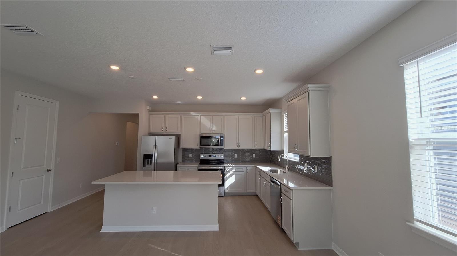 Image 3 of 27 For 2084 Branched Oak Road