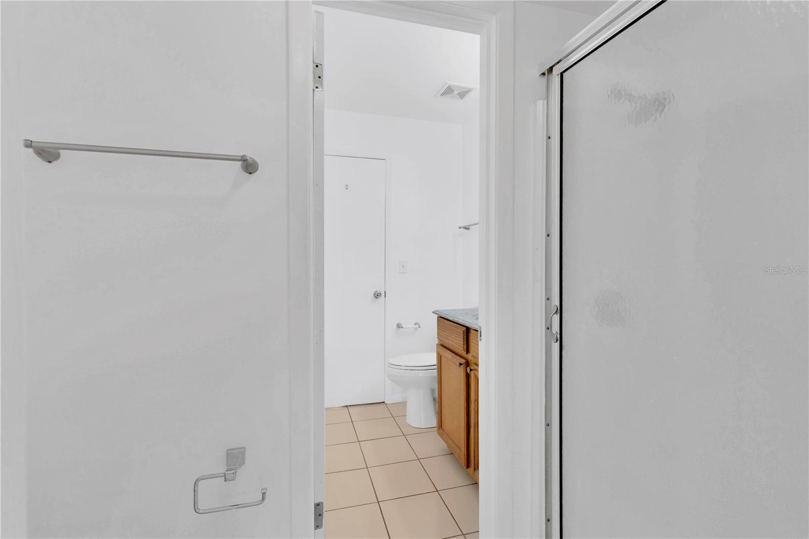 Image 22 of 38 For 1329 Windsor Drive