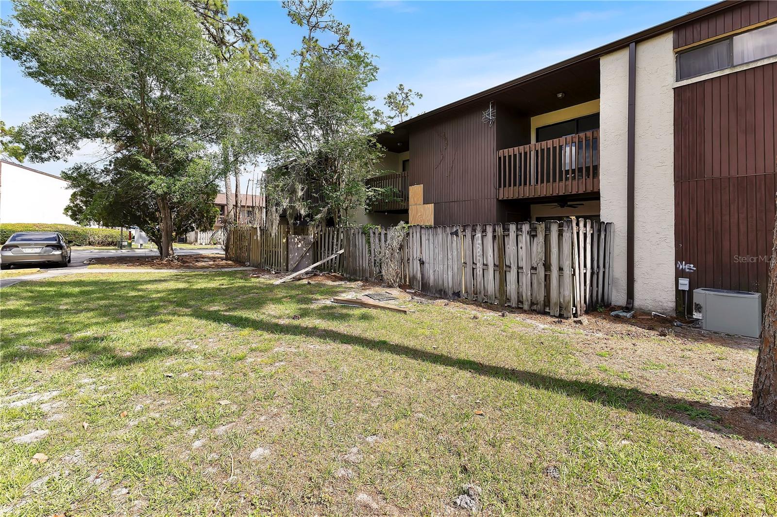 Image 31 of 38 For 1329 Windsor Drive