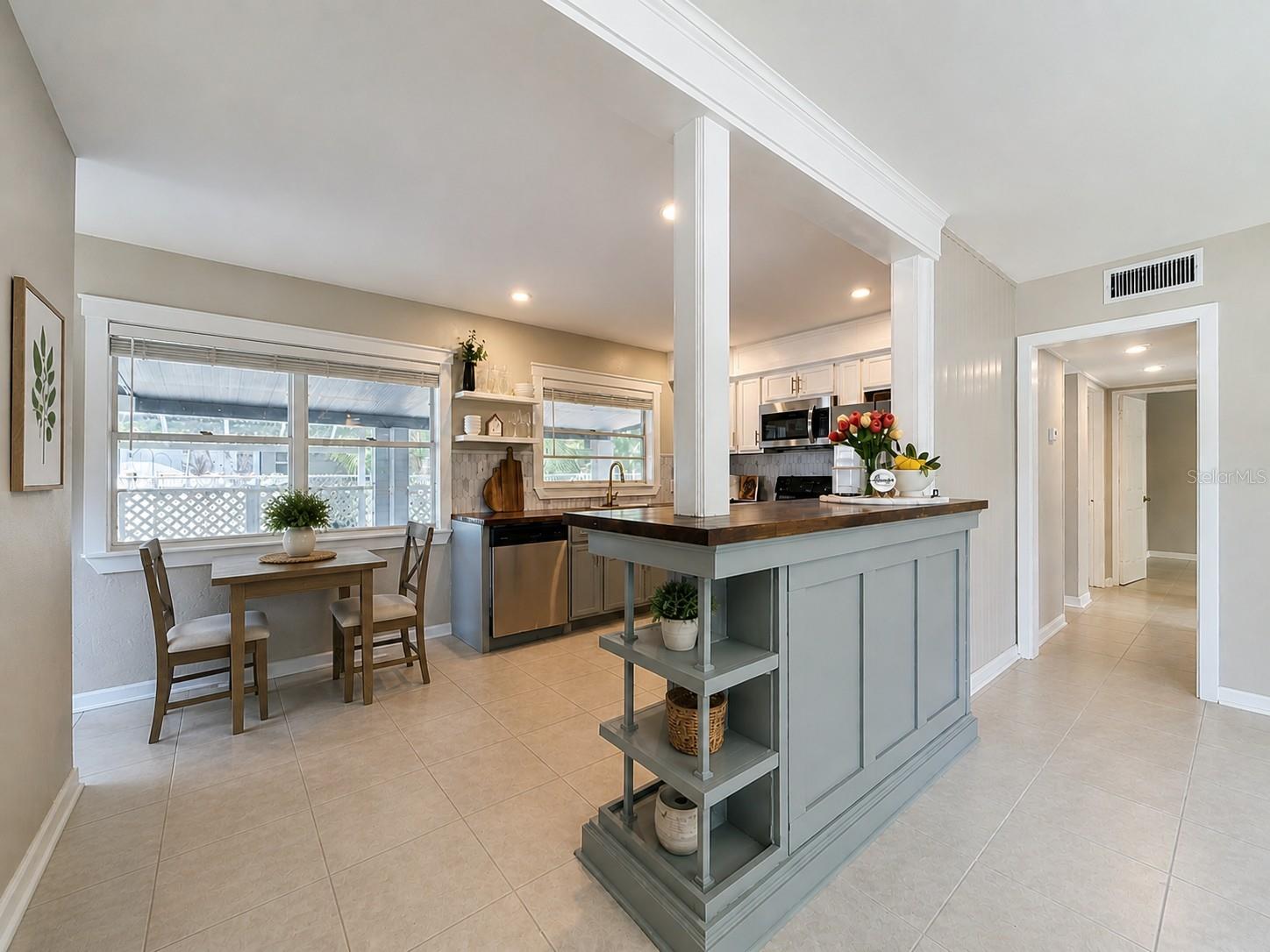 Image 12 of 40 For 844 Rosalia Drive