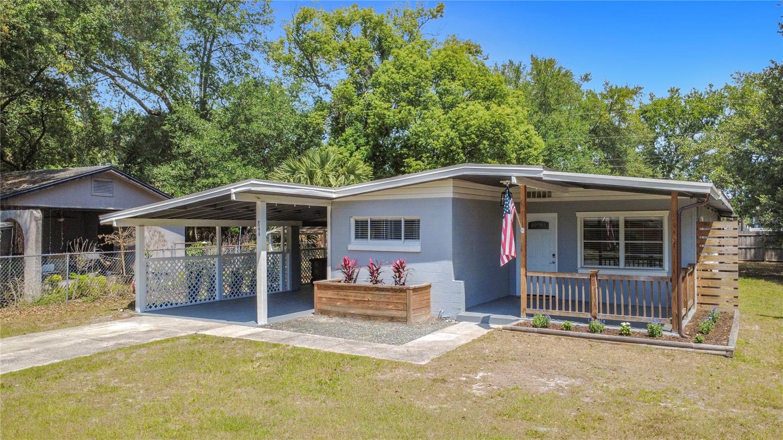 Image 2 of 40 For 844 Rosalia Drive