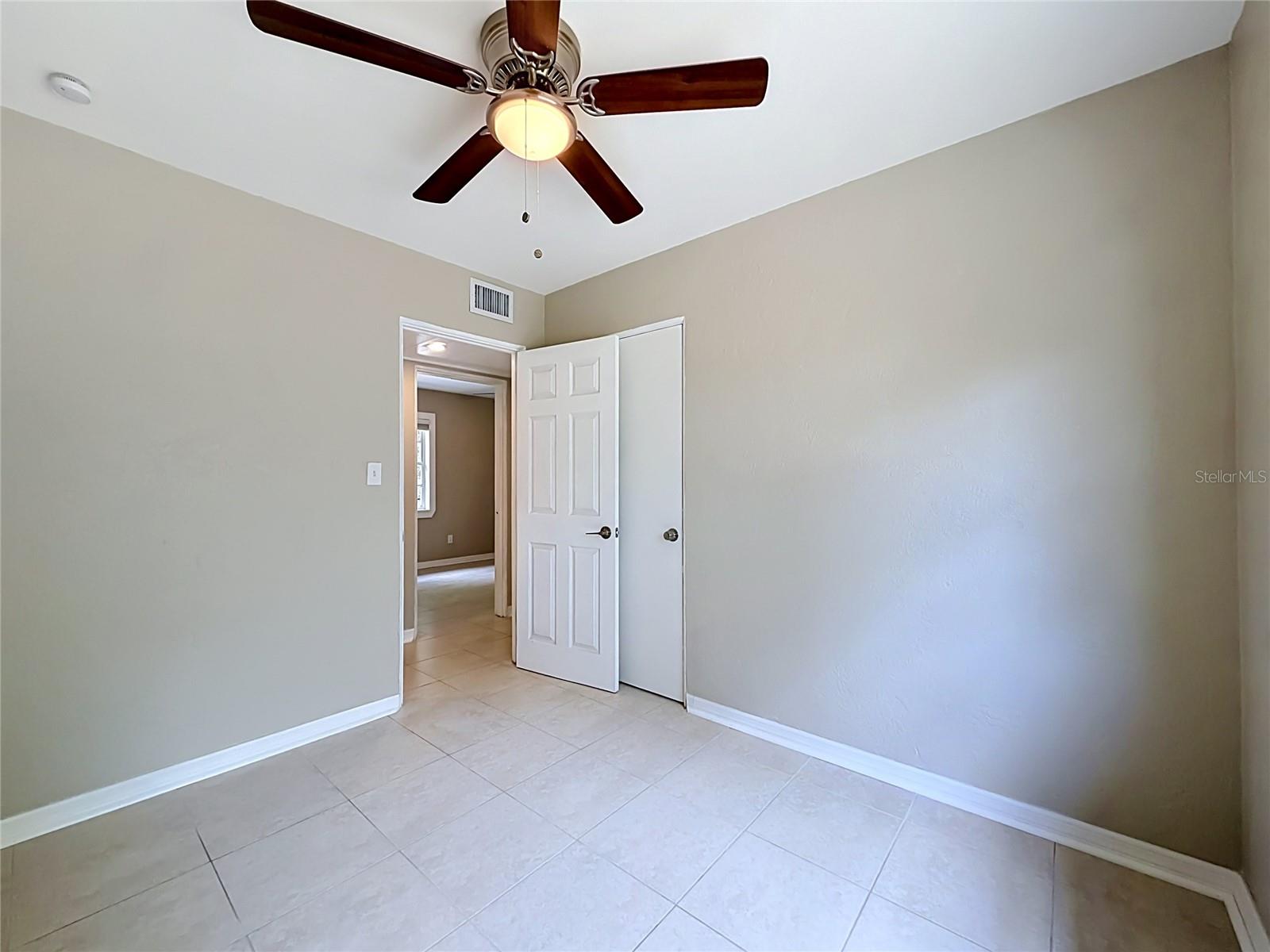 Image 24 of 40 For 844 Rosalia Drive