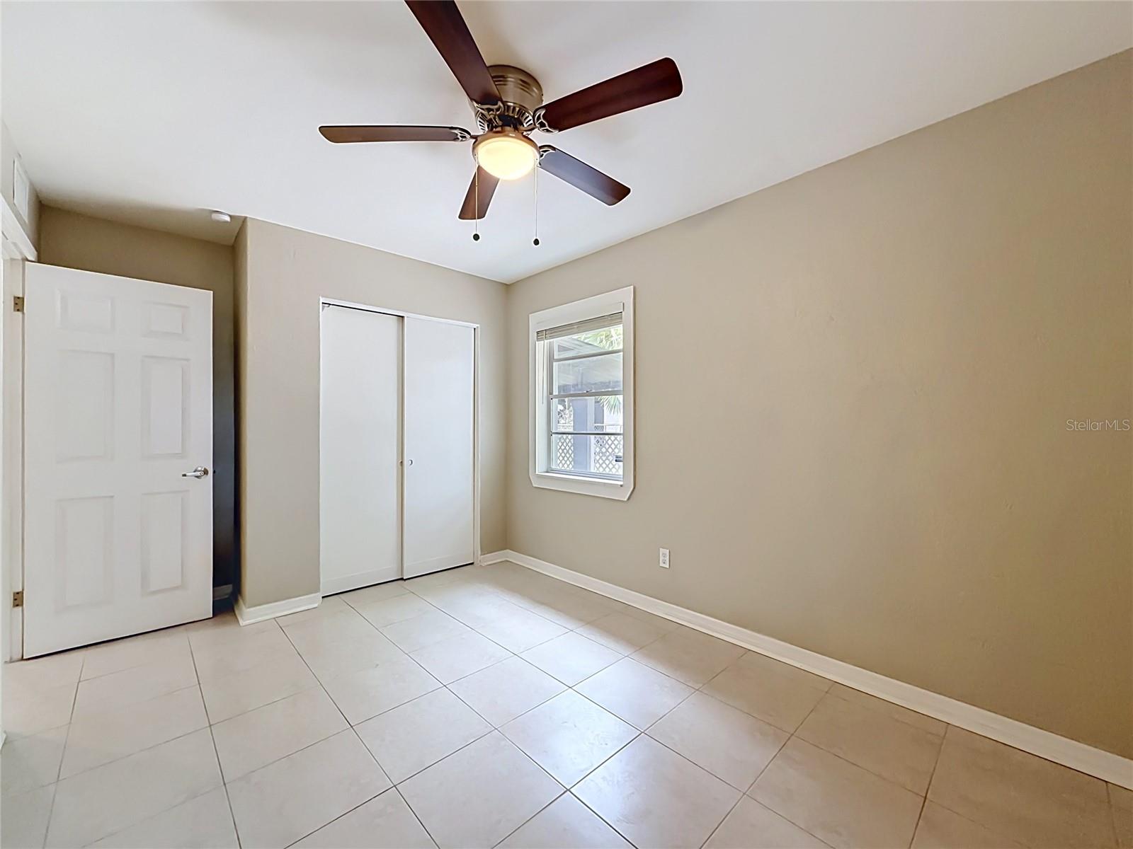 Image 29 of 40 For 844 Rosalia Drive
