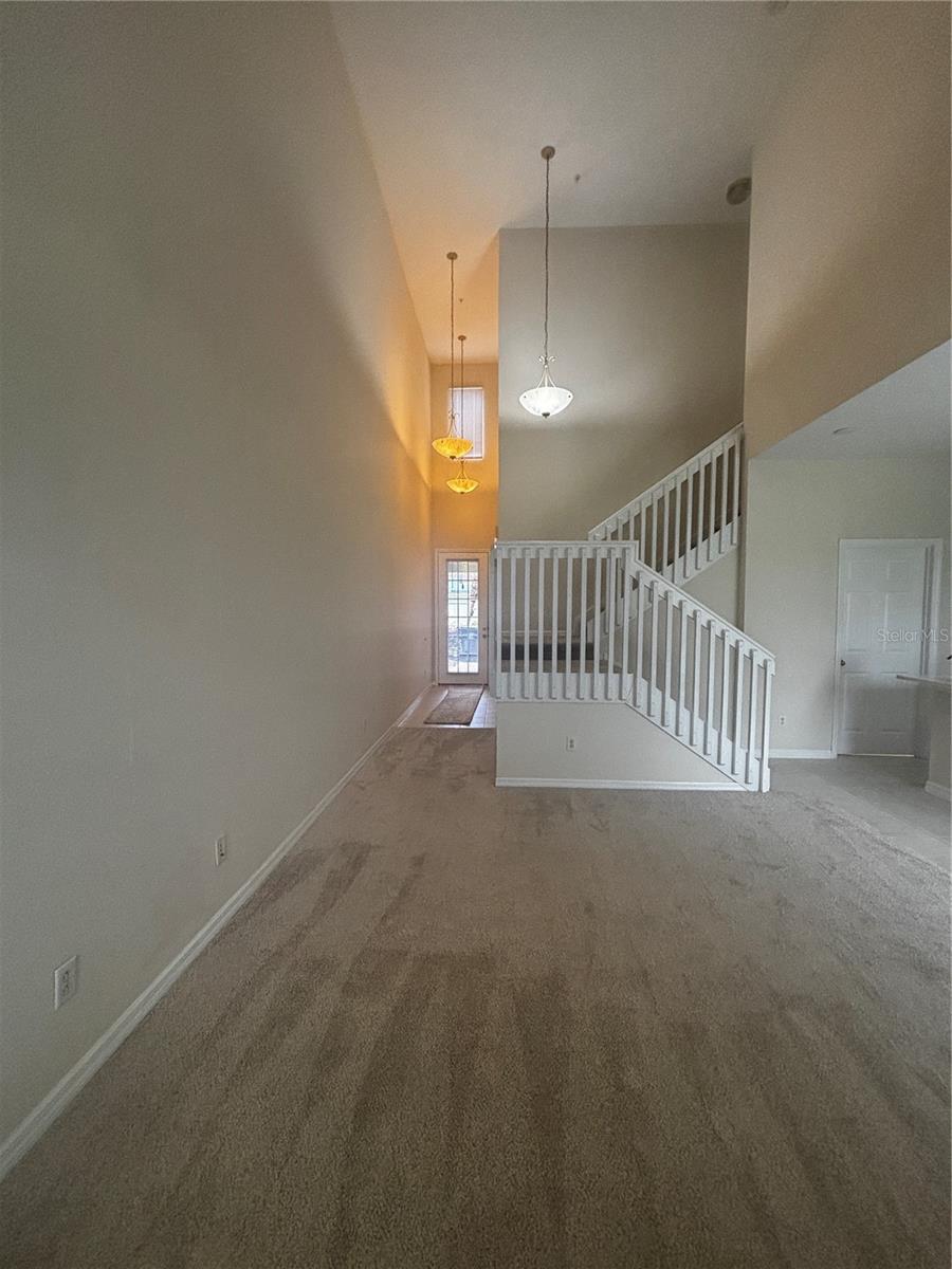 Image 4 of 26 For 10036 Moorshire Circle