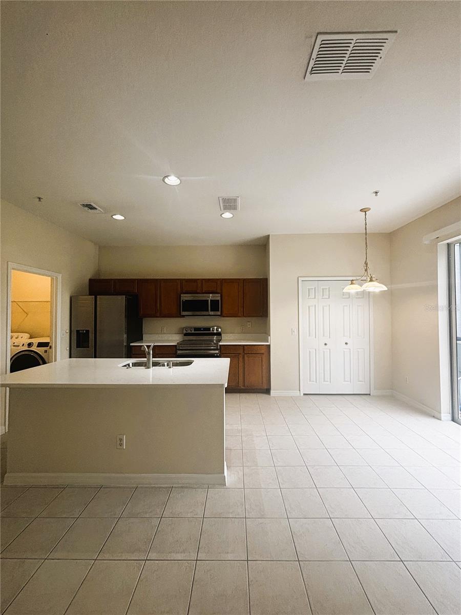 Image 5 of 26 For 10036 Moorshire Circle