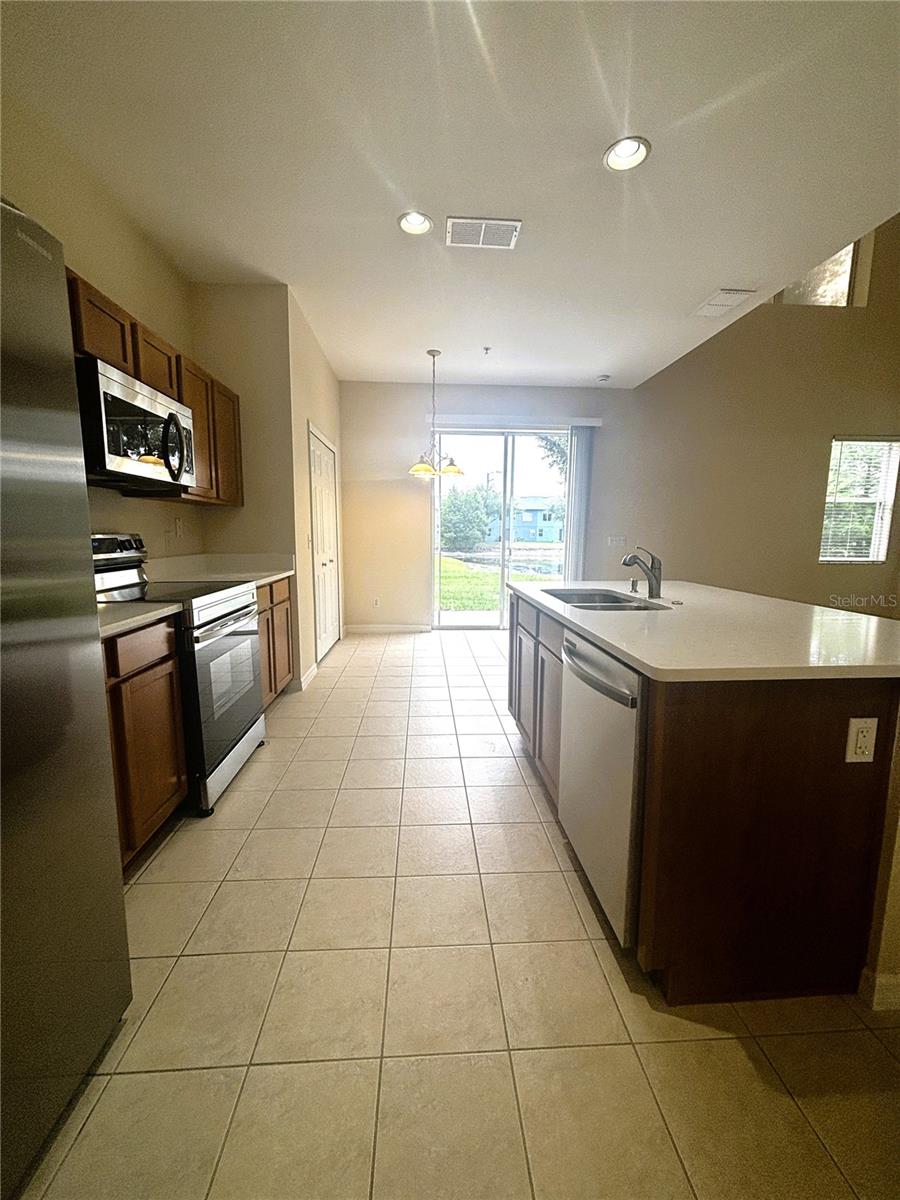 Image 8 of 26 For 10036 Moorshire Circle
