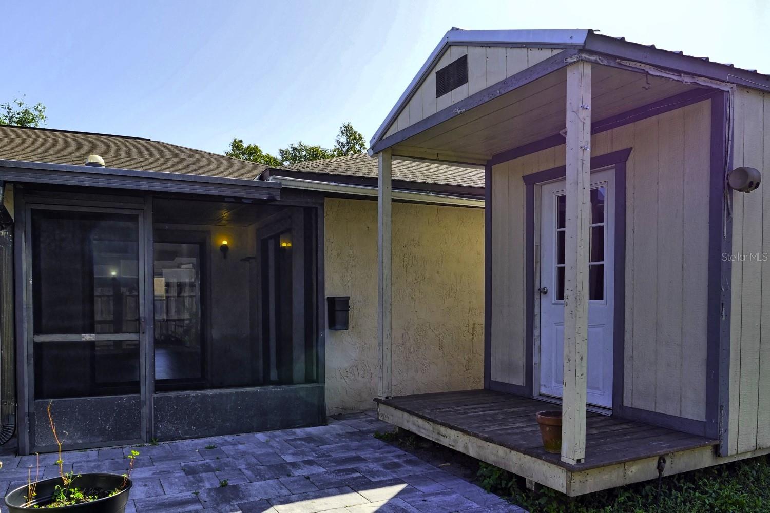 Image 21 of 27 For 1382 Hendren Drive