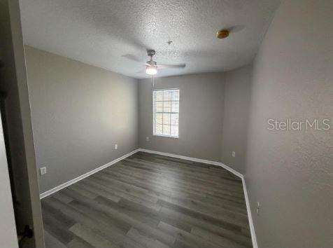 Image 11 of 24 For 3016 Ashland Lane S