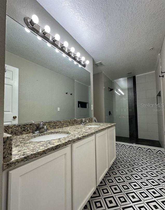 Image 21 of 24 For 3016 Ashland Lane S