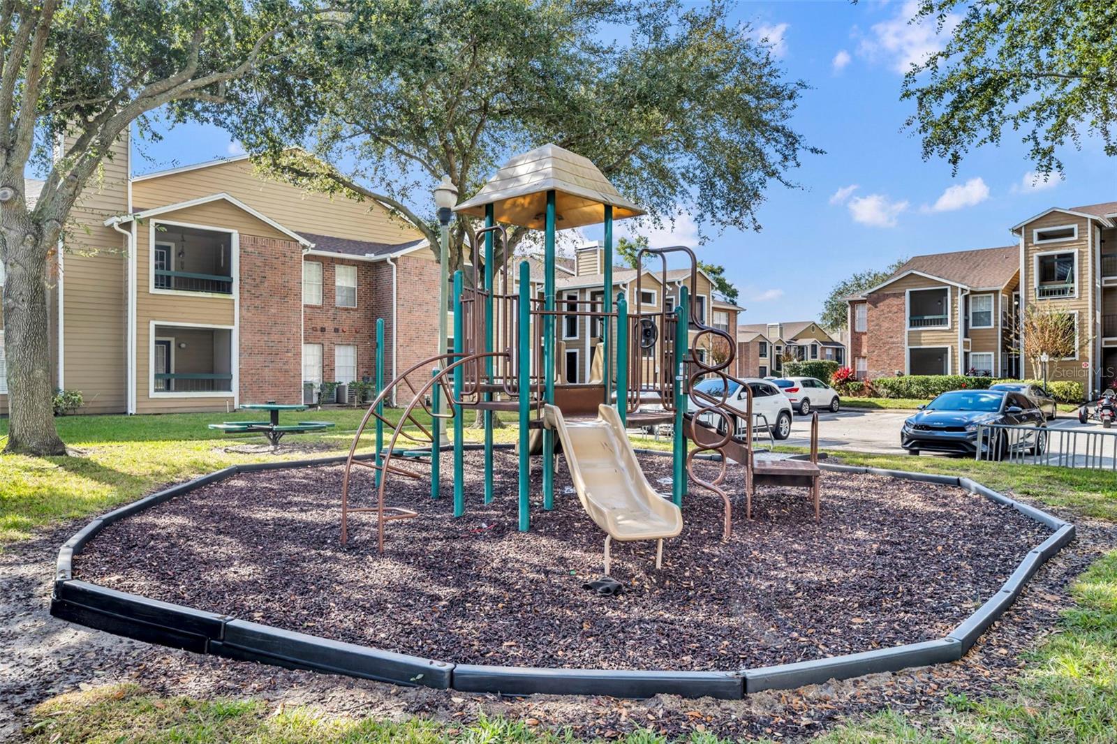 Image 21 of 21 For 5600 Devonbriar Way N203