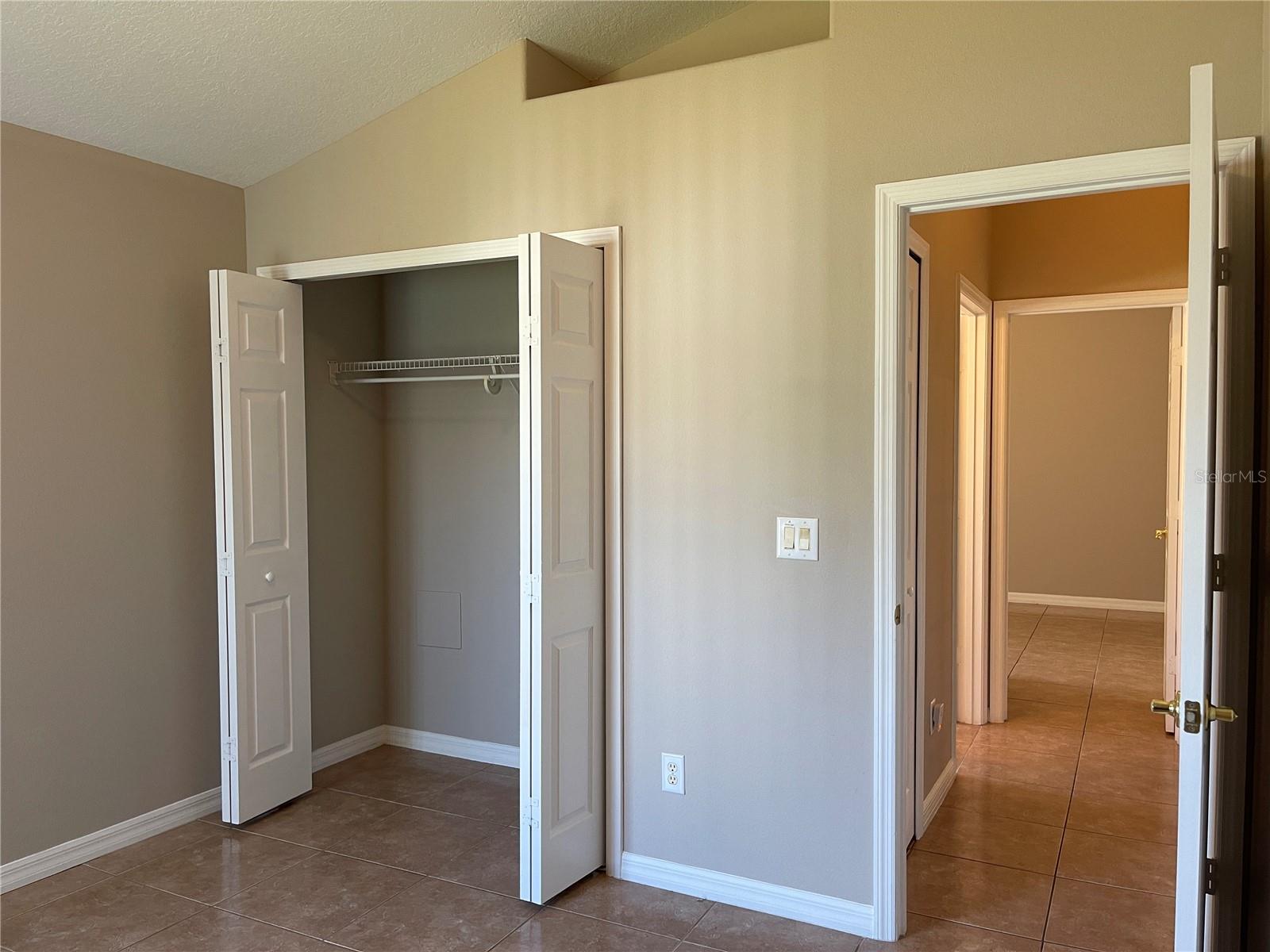 Image 18 of 22 For 3017 Rollman Road