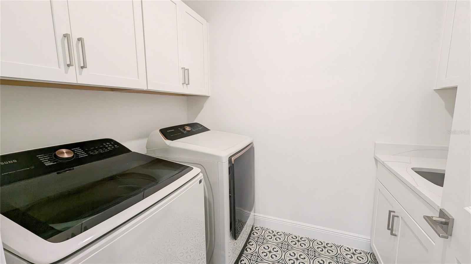 Image 23 of 42 For 15614 Vetta Drive