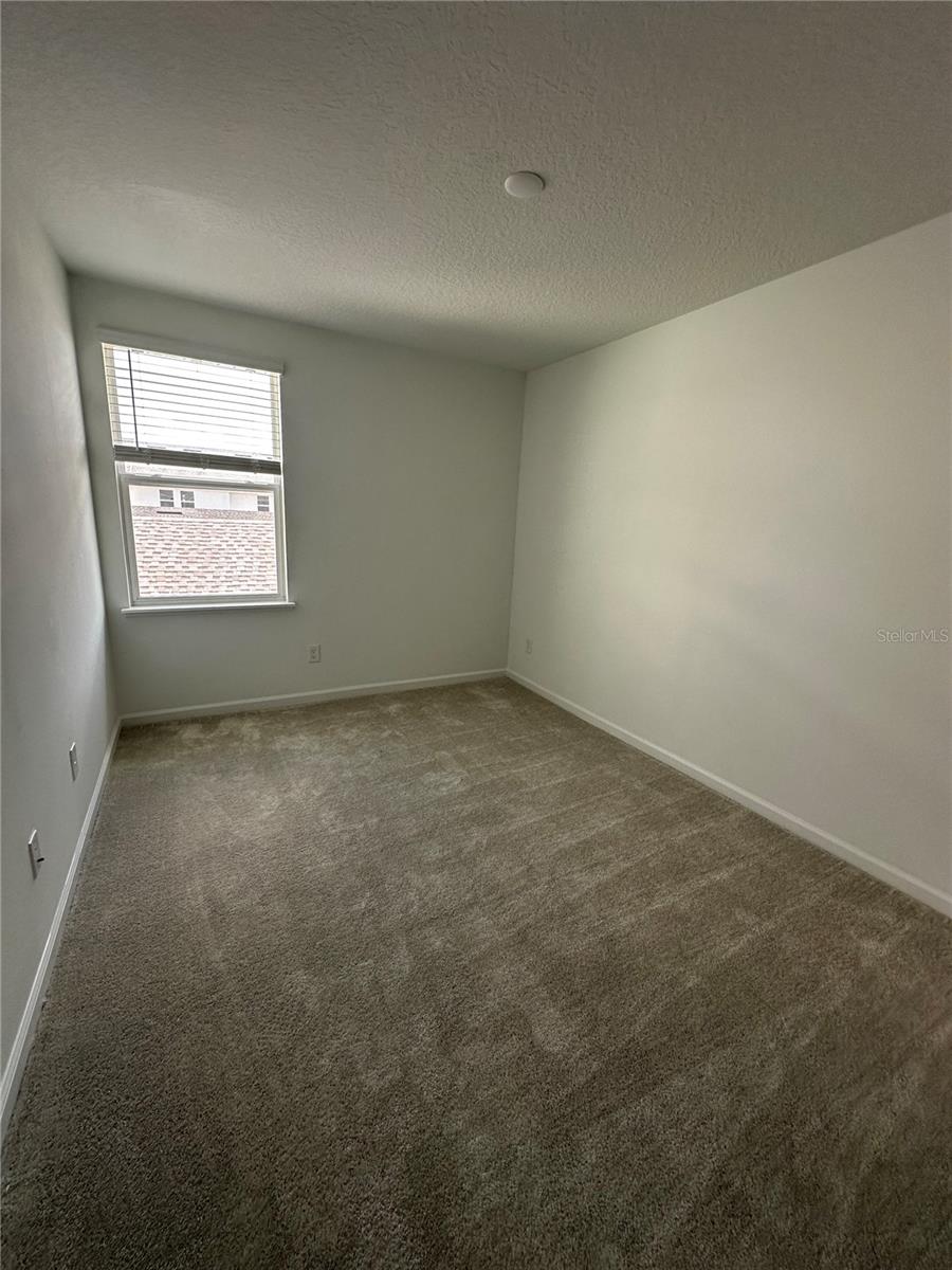 Image 12 of 24 For 14099 Lochend Way
