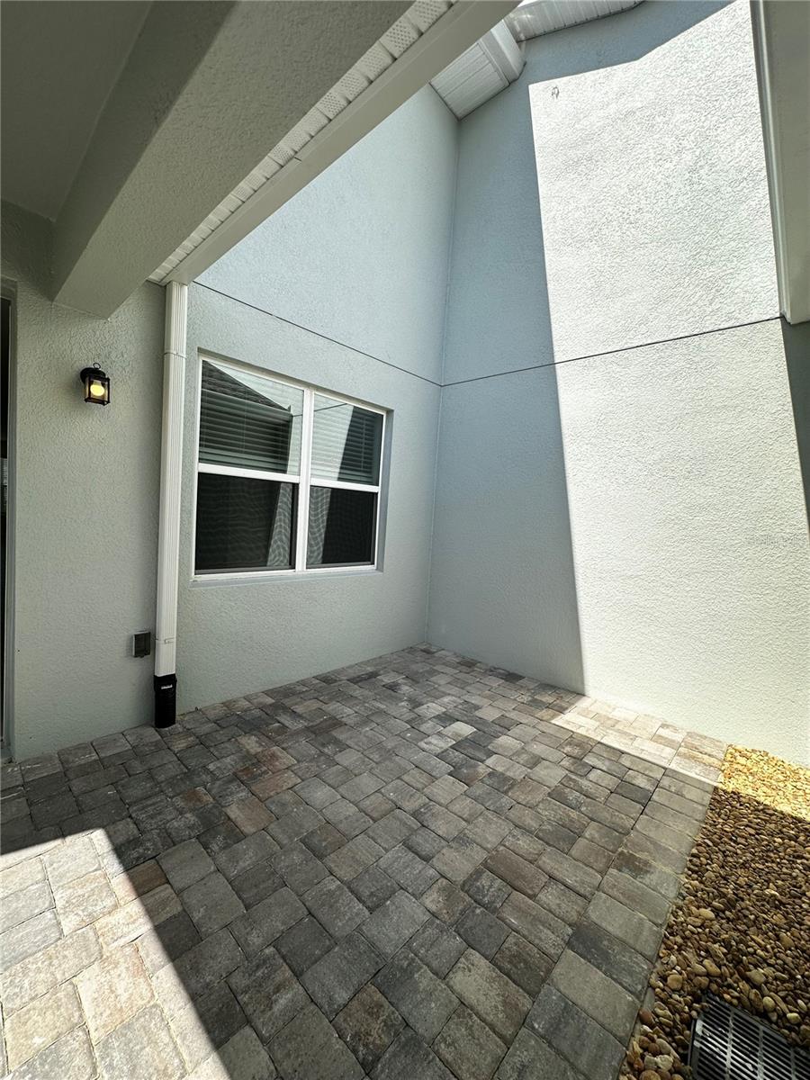 Image 21 of 24 For 14099 Lochend Way