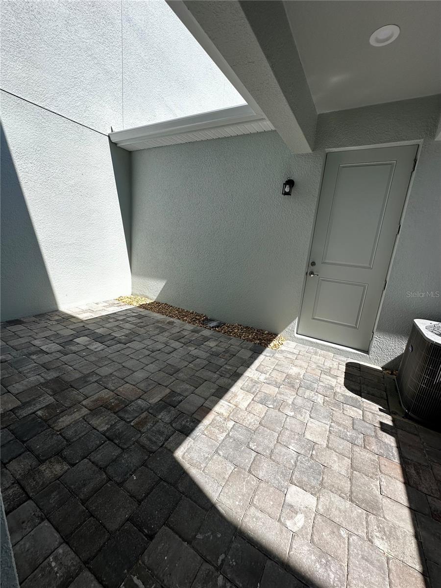 Image 23 of 24 For 14099 Lochend Way