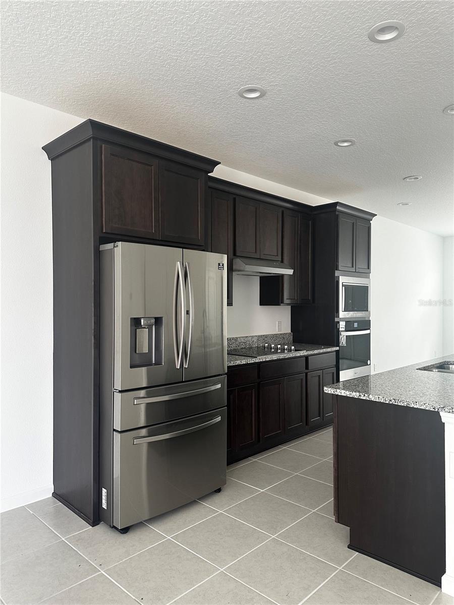 Image 4 of 24 For 14099 Lochend Way