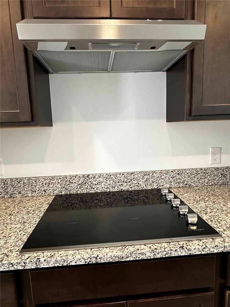 Image 6 of 24 For 14099 Lochend Way
