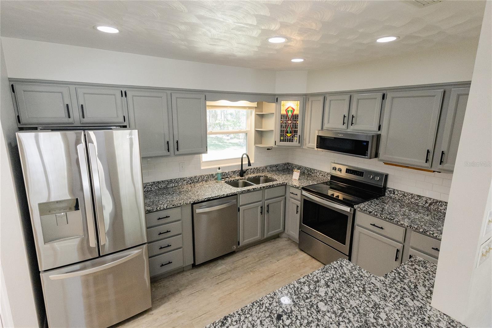 Image 12 of 40 For 24270 Shorewood Drive N