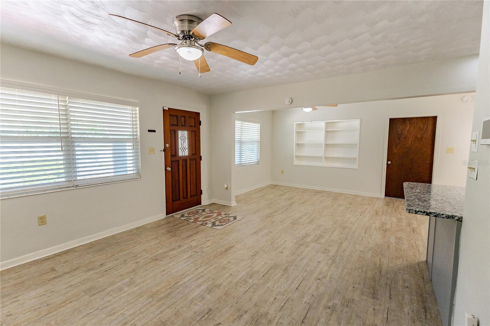 Image 18 of 40 For 24270 Shorewood Drive N