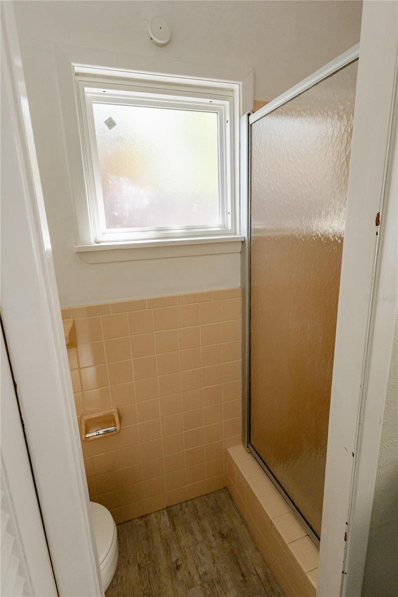 Image 31 of 40 For 24270 Shorewood Drive N