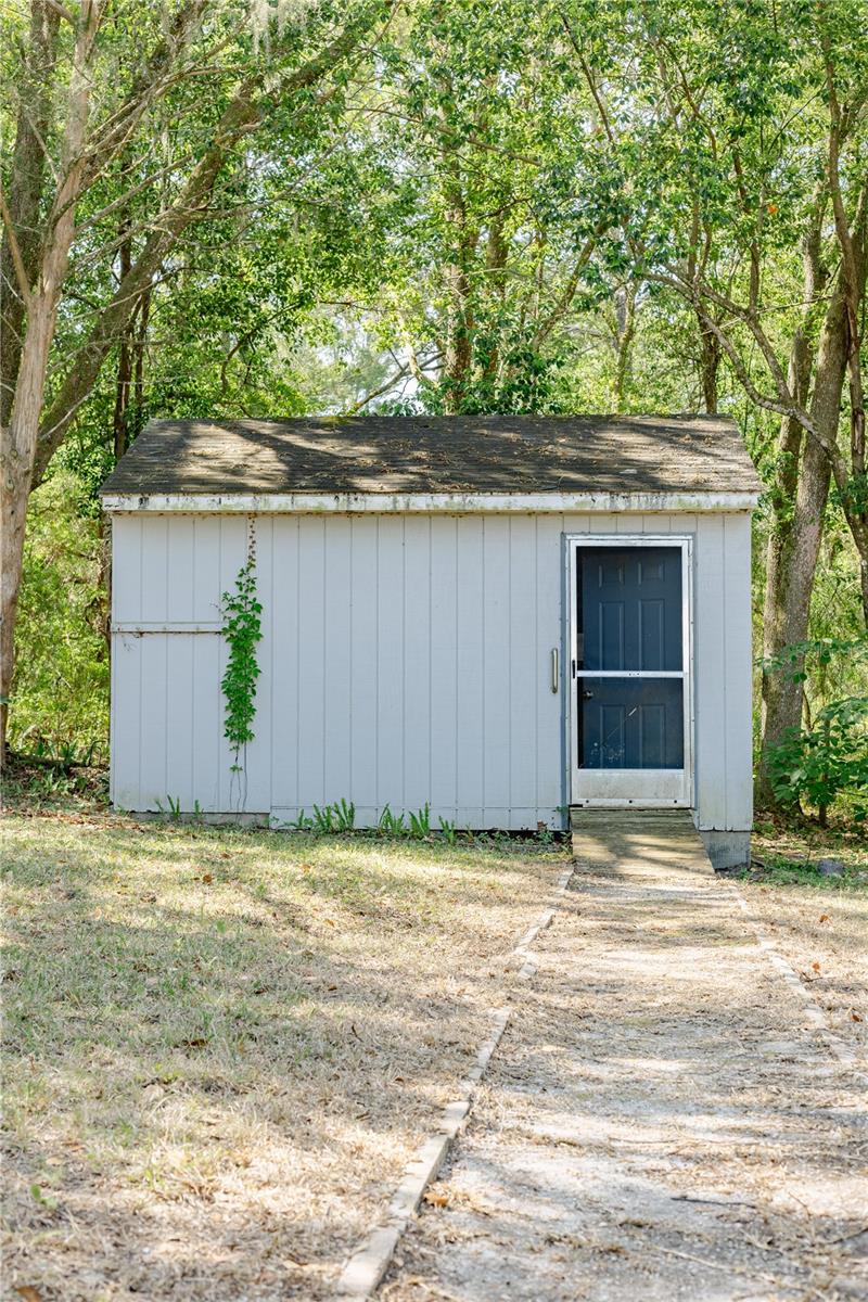 Image 38 of 40 For 24270 Shorewood Drive N