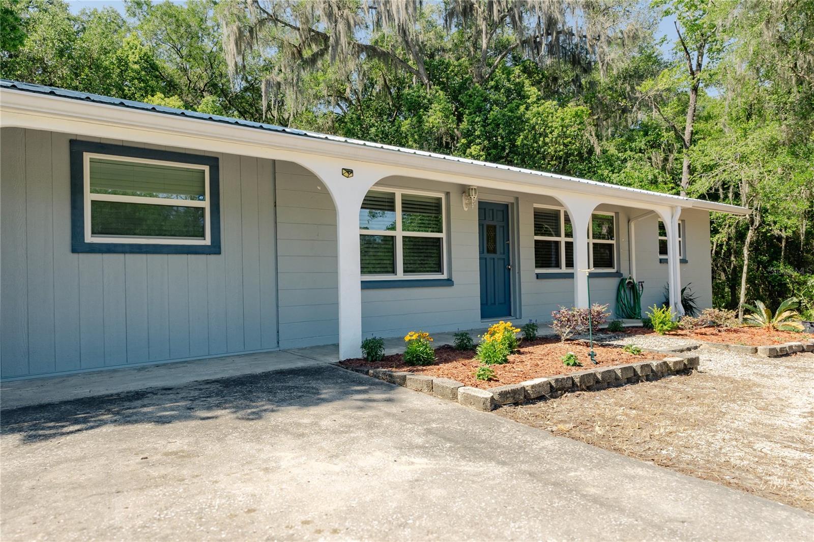 Image 4 of 40 For 24270 Shorewood Drive N