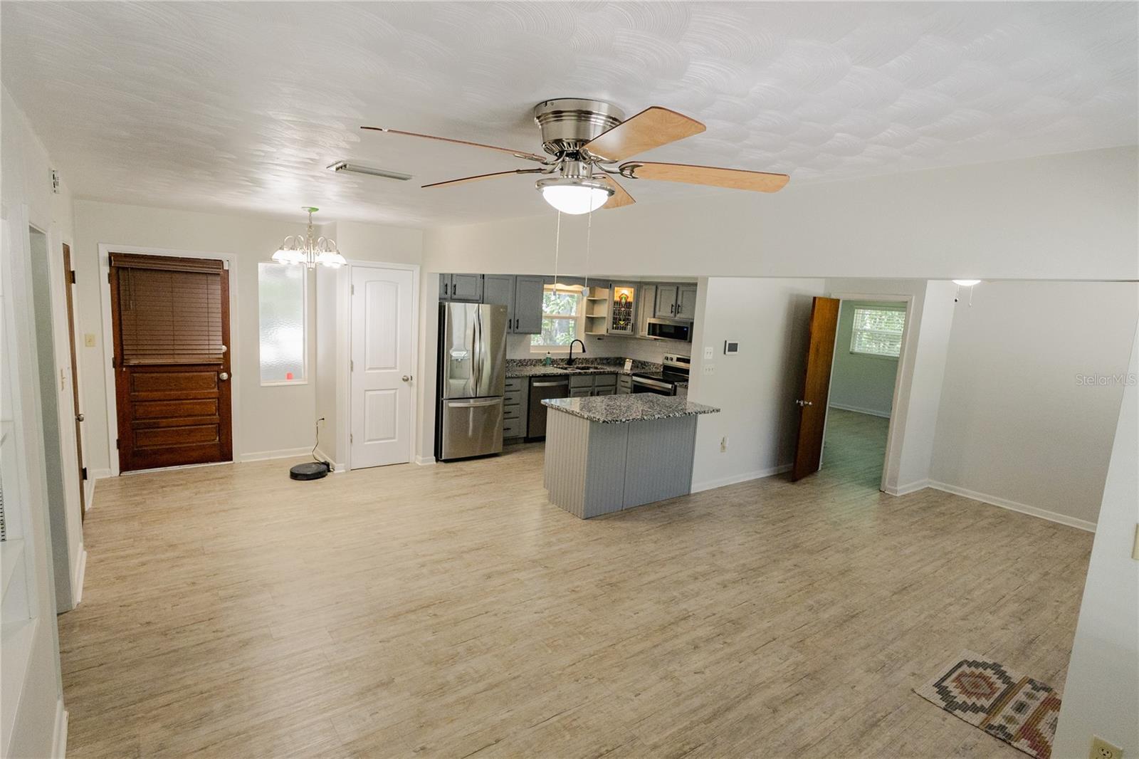Image 9 of 40 For 24270 Shorewood Drive N