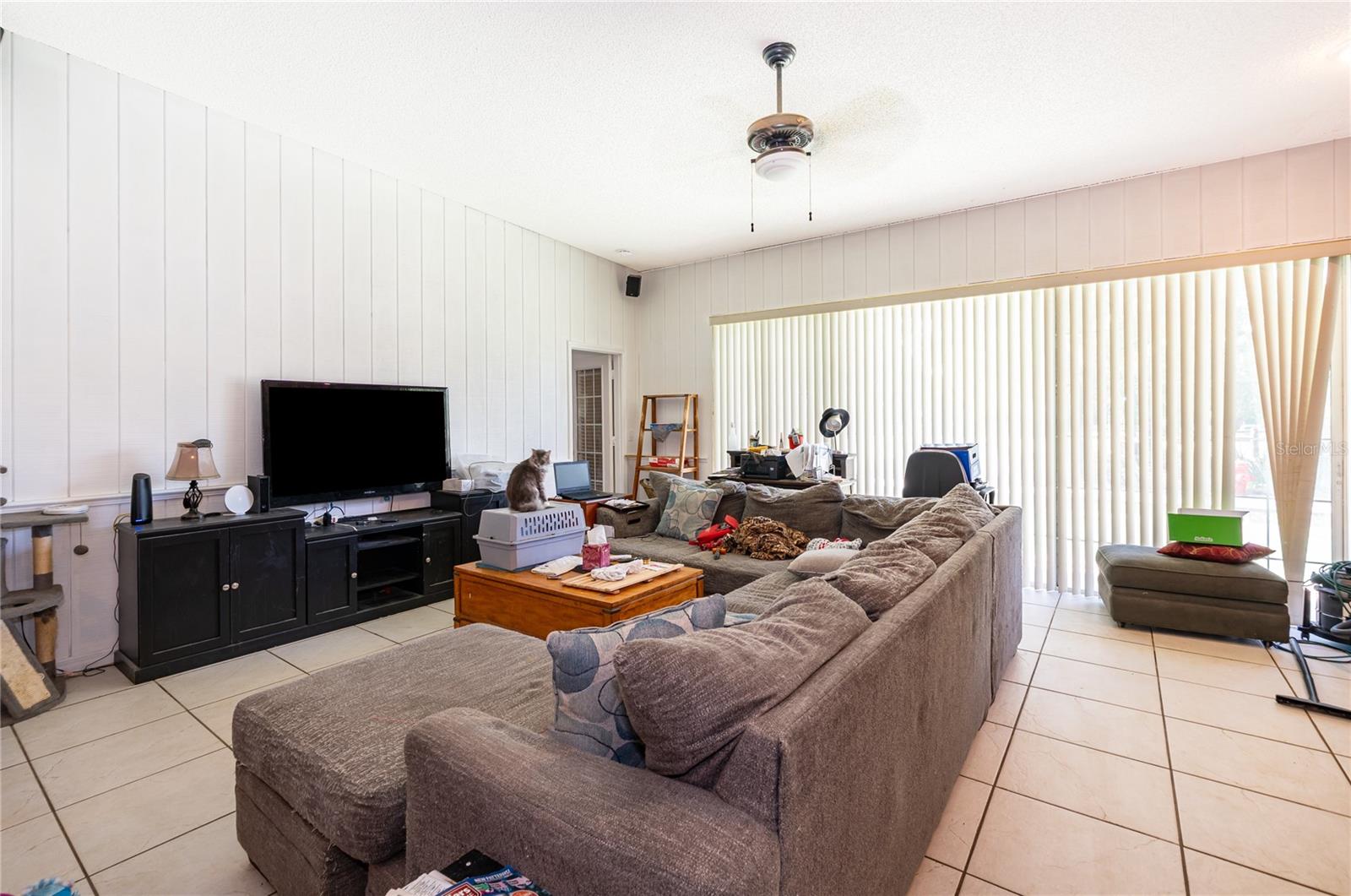 Listing photo id 11 for 1281 Natures Way