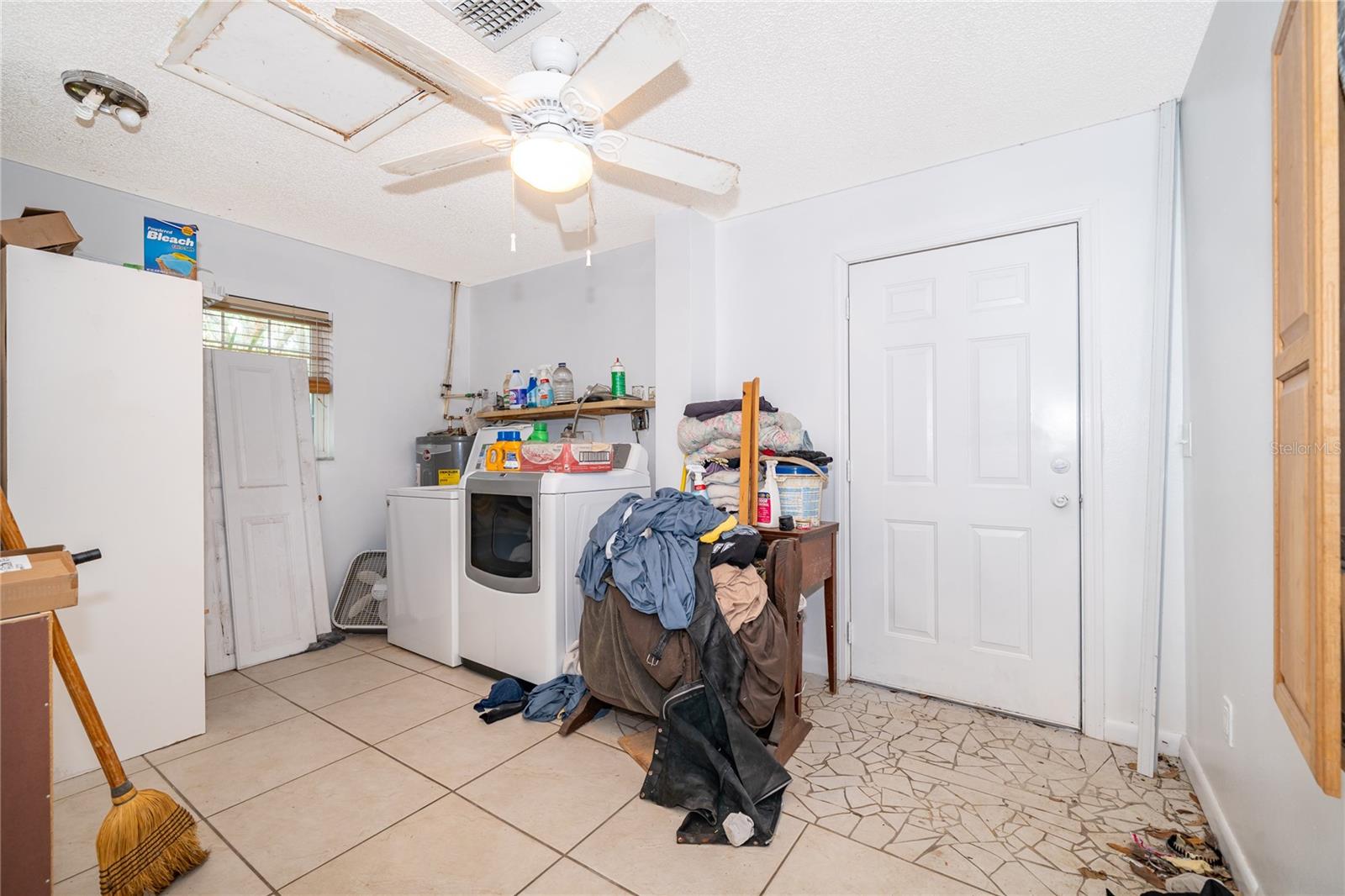 Listing photo id 22 for 1281 Natures Way