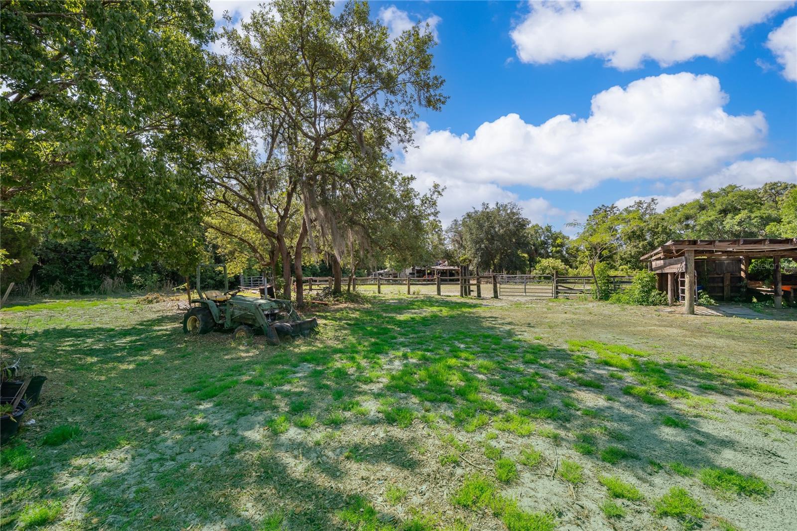 Listing photo id 29 for 1281 Natures Way