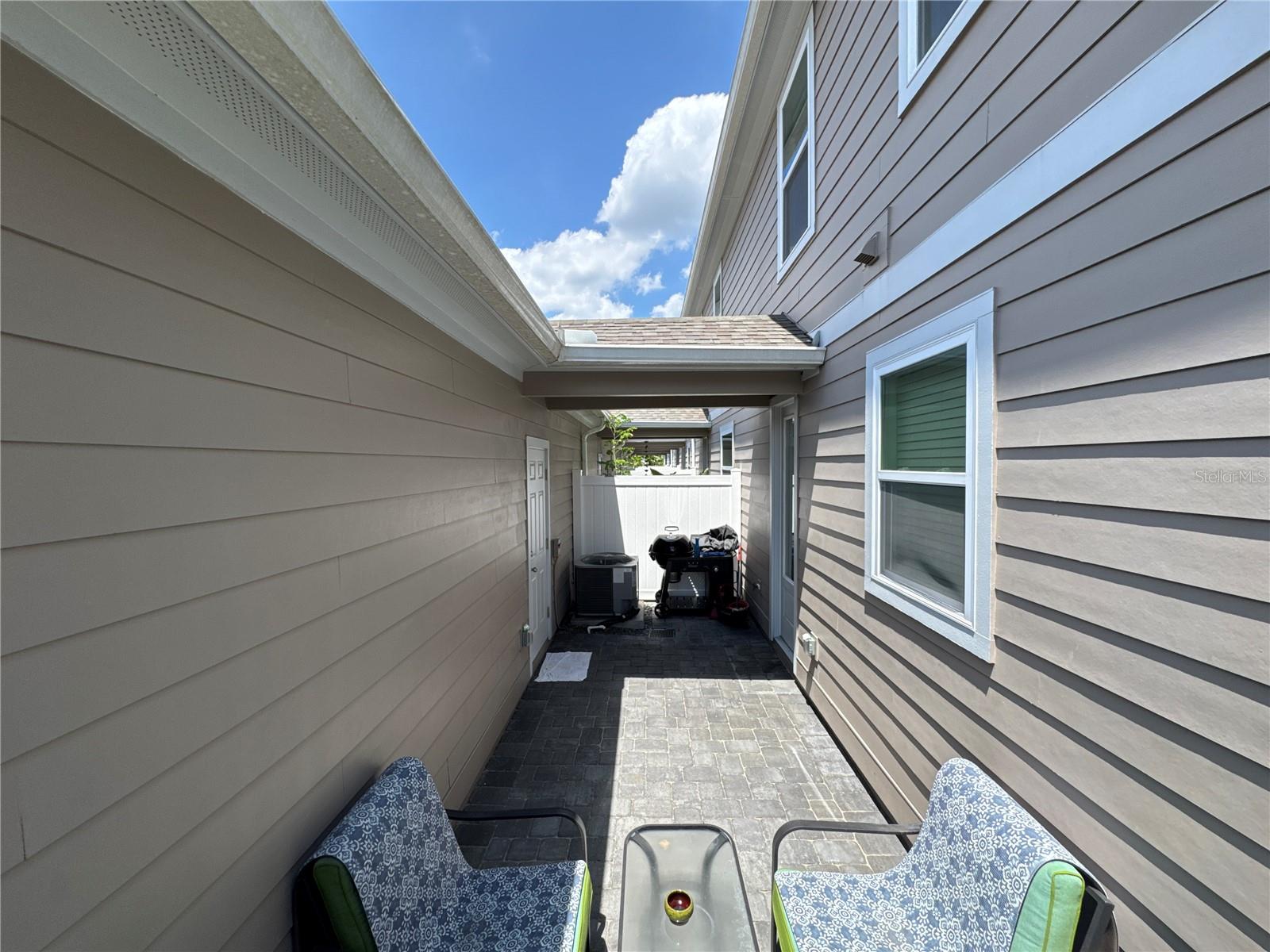 Image 10 of 32 For 2956 Voyager Avenue