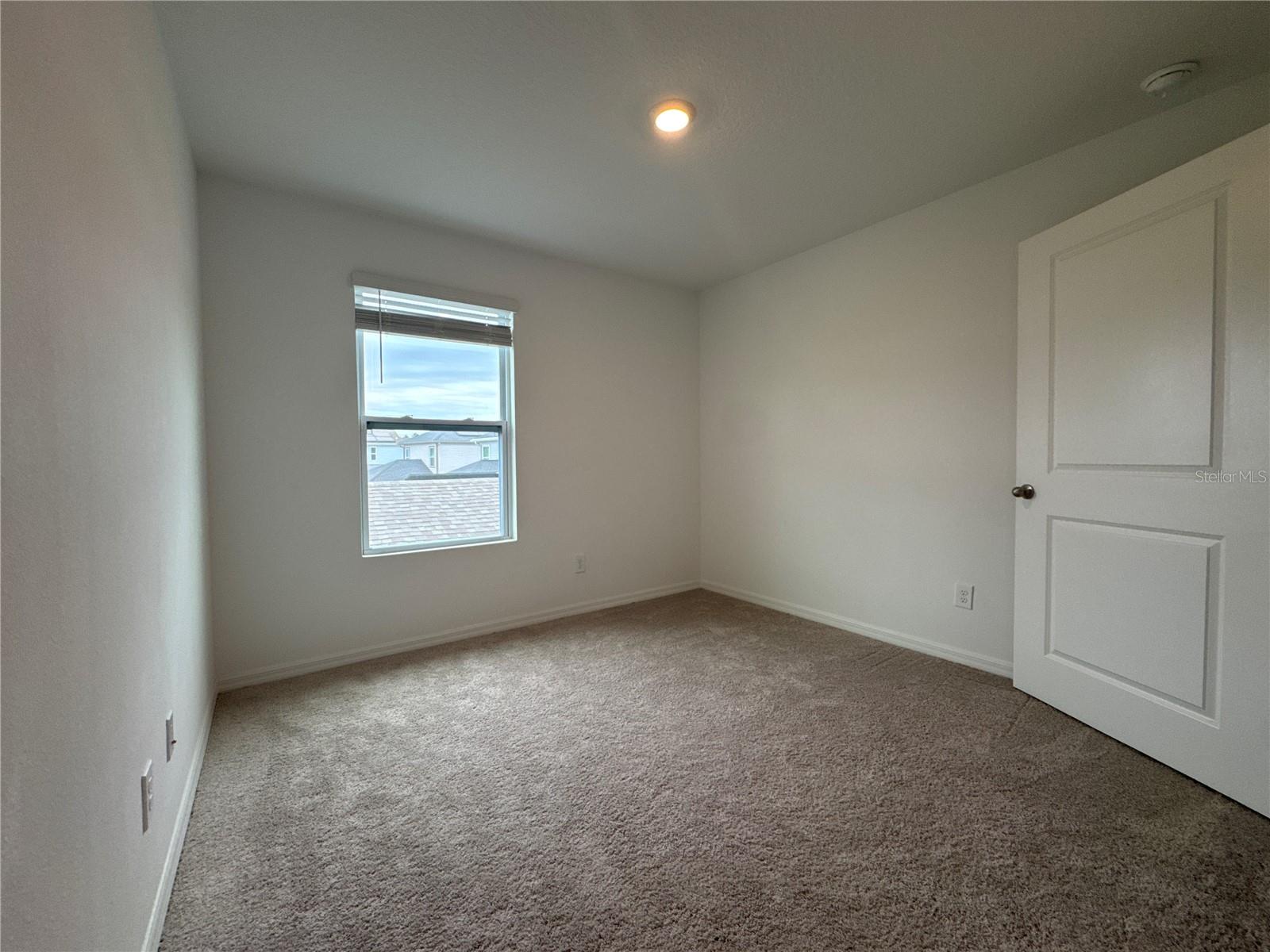 Image 12 of 32 For 2956 Voyager Avenue